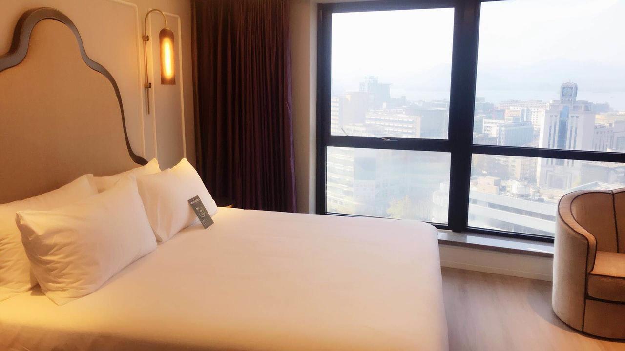 Mercure Hangzhou West Lake Exterior photo